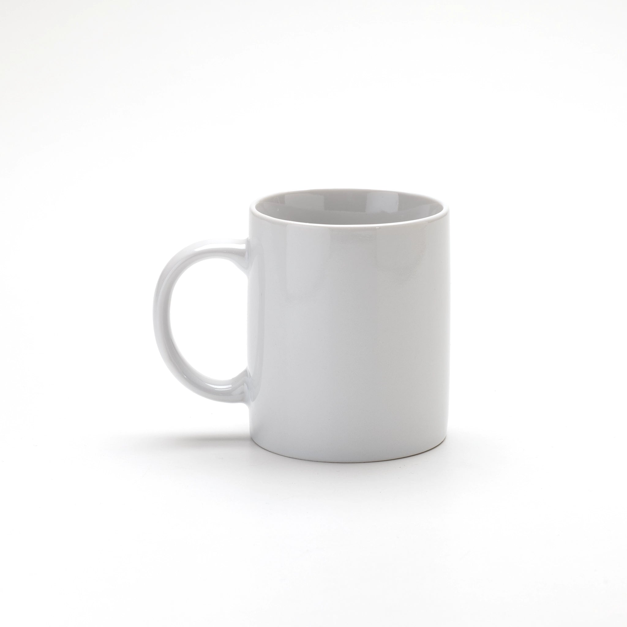 Punkt. Mug with message ‘Hi. Nothing to hide. Plenty to withhold’