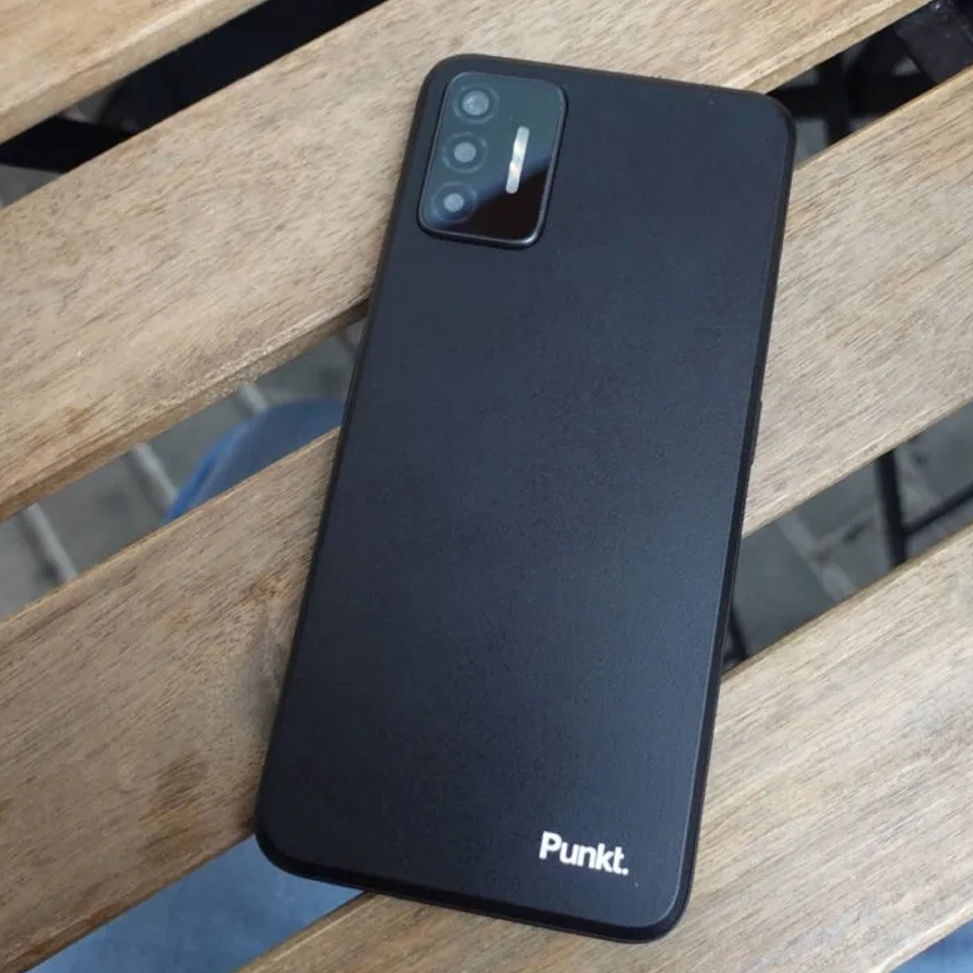 Punkt MC02 featured in Designbest Magazine as an award-winning smartphone, celebrated for its exceptional security and minimalist design