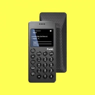 If you need a digital detox, you'll love this smart dumbphone
