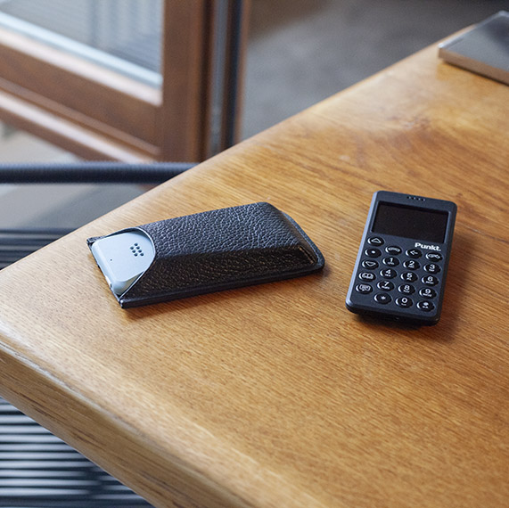MP02 mobile phone and Danny P leather case